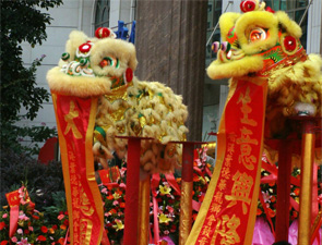 各類(lèi)慶典活動(dòng)策劃、音響租賃、舞臺(tái)搭設(shè)、出嫁女回村慶典活動(dòng)布置、開(kāi)業(yè)策劃、戶(hù)外廣告位租賃等